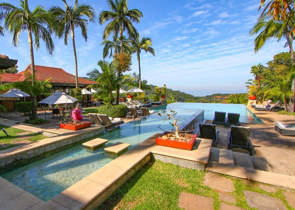 Resort Gallery
